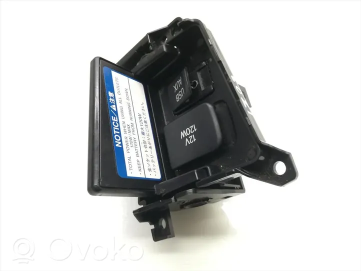 Dodge Journey USB-pistokeliitin 58802-76020