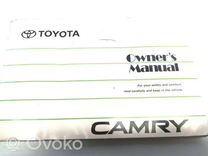 Toyota Camry Książka serwisowa 