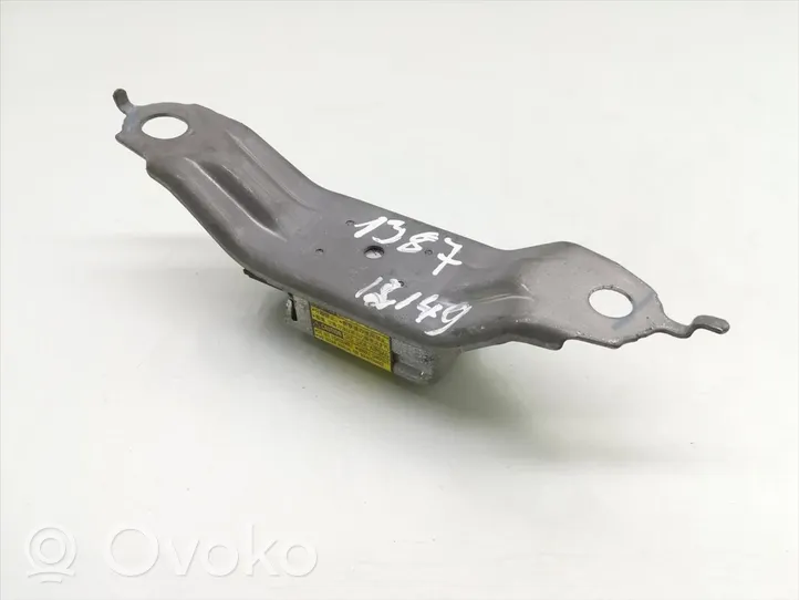 Toyota Prius (XW20) Sensore d’urto/d'impatto apertura airbag 89833-47030