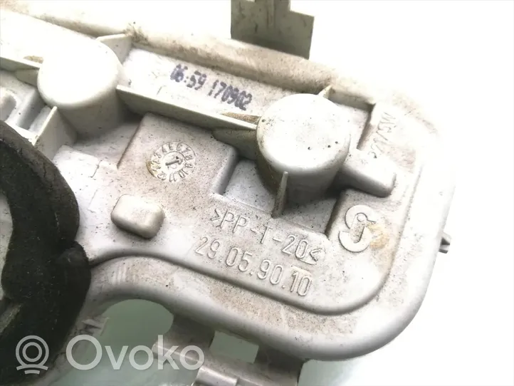 Opel Astra H Żarówka lampy tylnej 29.05.90.10