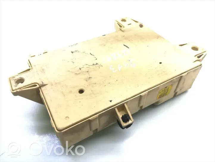 Jaguar S-Type Module de fusibles 4R8T14A067AB