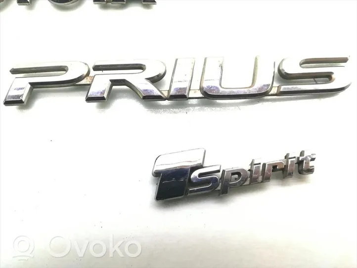 Toyota Prius (XW20) Takalastausoven mallikirjaimet 