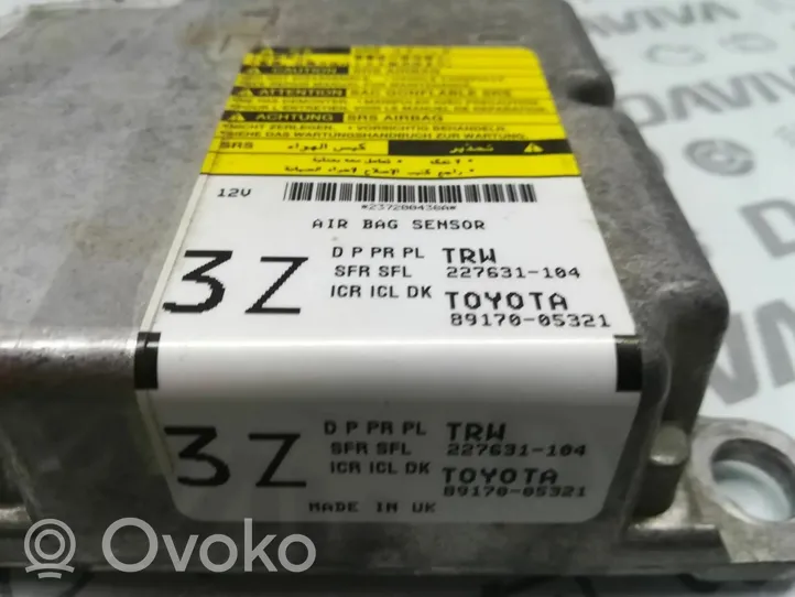 Toyota Avensis T270 Oro pagalvių valdymo blokas 8917005321