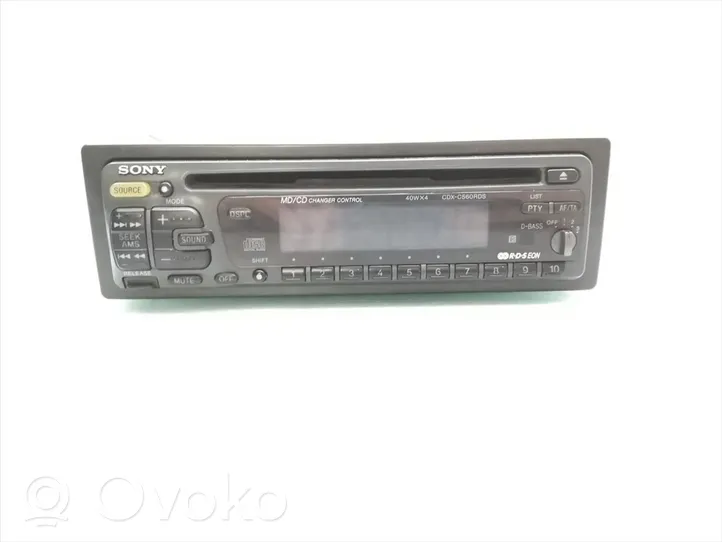 Mercedes-Benz C W202 Radio/CD/DVD/GPS-pääyksikkö CDX-C560RDS