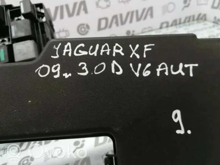 Jaguar XF Module de fusibles 9X23-14290-AHC