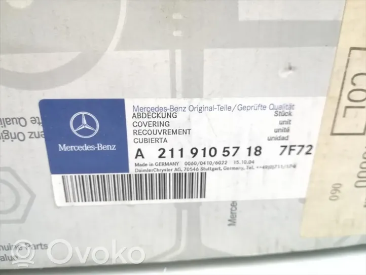 Mercedes-Benz E AMG W211 Boîte / compartiment de rangement pour tableau de bord A2119105718