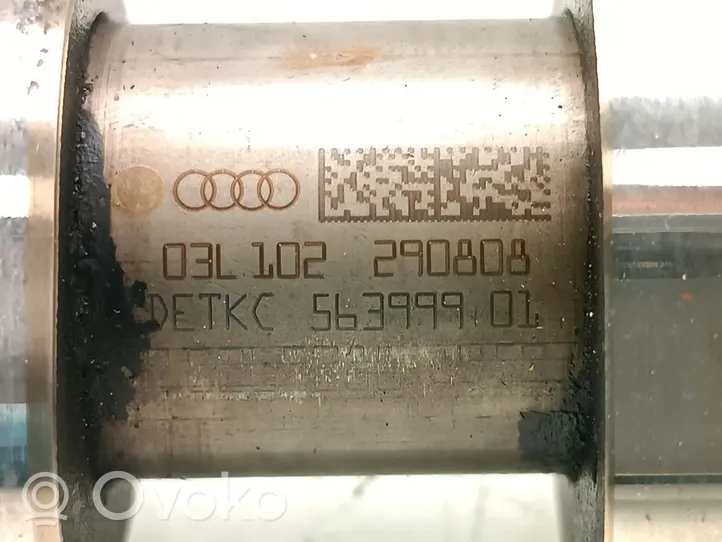 Audi A3 S3 8P Wałek rozrządu 03L102