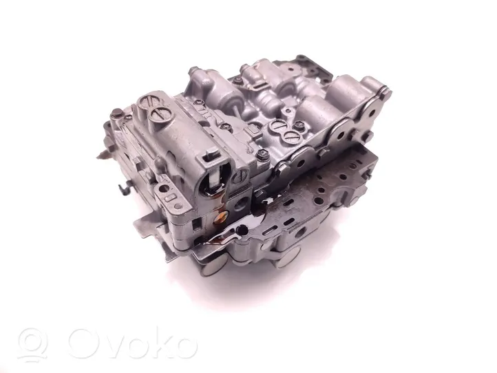 Audi A4 S4 B7 8E 8H Transmission gearbox valve body 06Z180262D