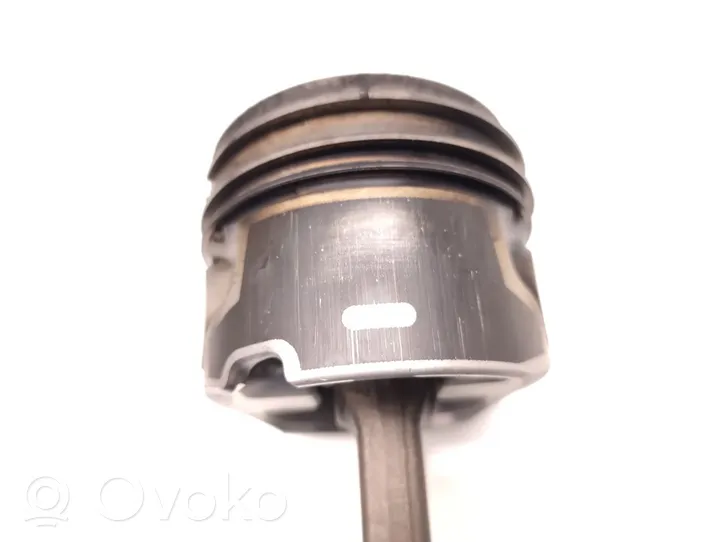 Opel Vivaro Piston avec bielle 9818178480