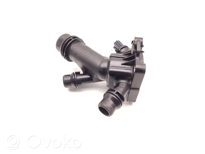 Volvo V60 Termostat / Obudowa termostatu 3129355