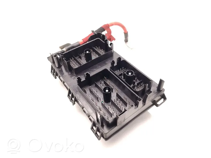 Opel Astra J Fuse module 13449210