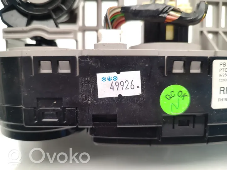 Hyundai i20 (PB PBT) Climate control unit 97250-1J660