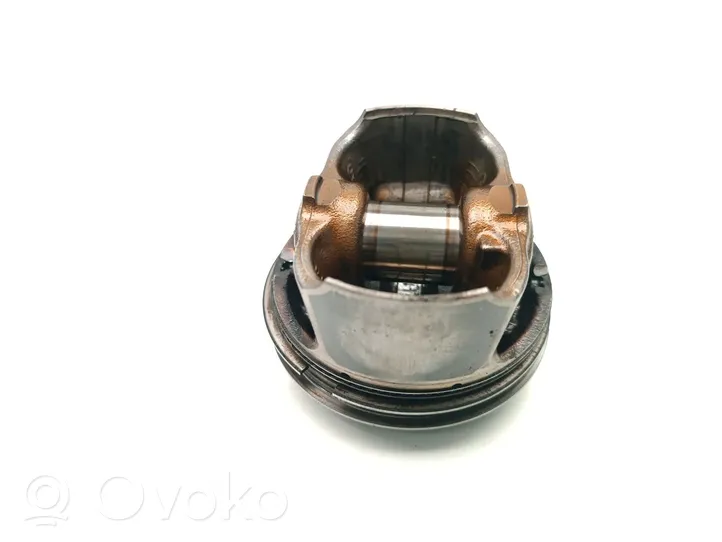 Ford Focus Piston 