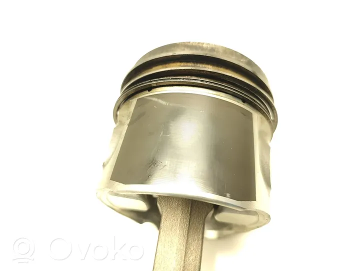 Honda Accord Piston avec bielle N22B1