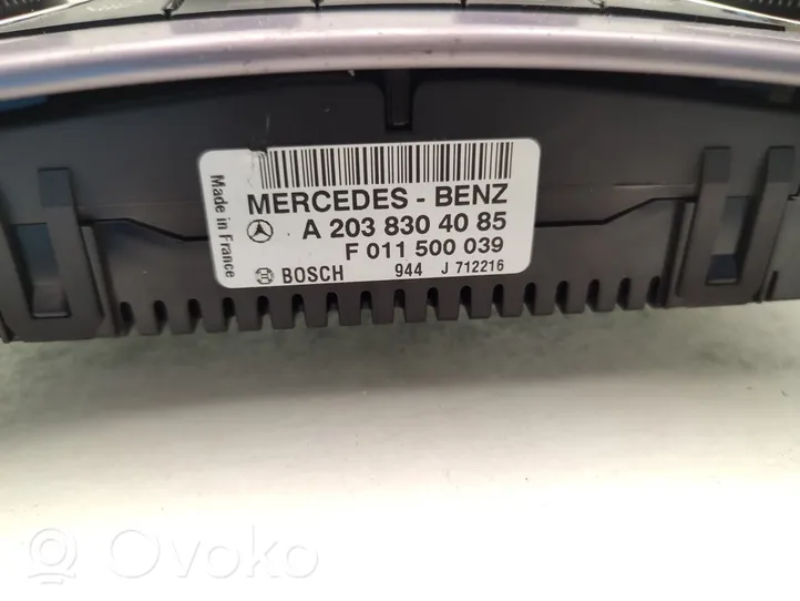Mercedes-Benz CLK AMG A208 C208 Unité de contrôle climatique A2038304085