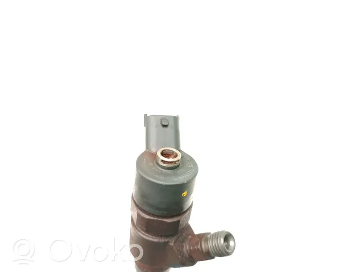 KIA Magentis Injecteur de carburant 33800-27400