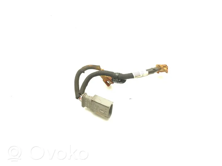 Ford C-MAX II Fuel injector wires 