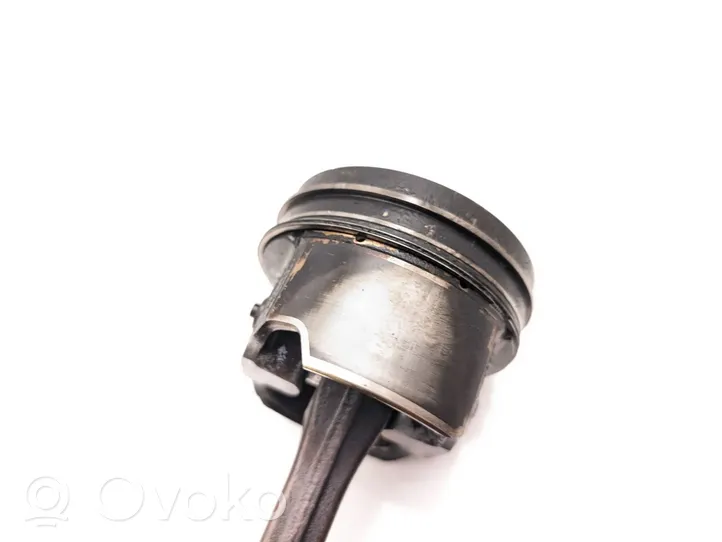 Mazda 3 III Piston avec bielle 