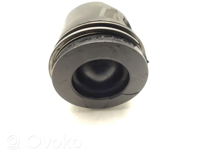 Ford Kuga I Piston 