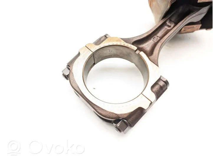 Subaru Legacy Piston avec bielle EJ204