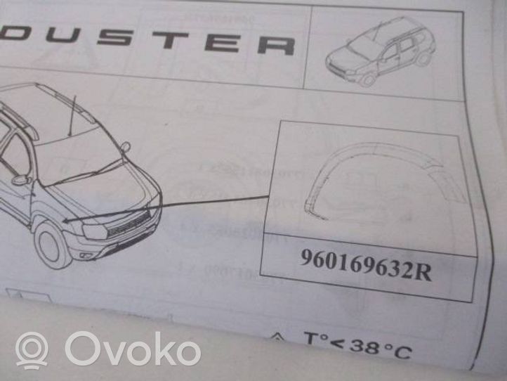 Dacia Duster Listwa / Nakładka na błotnik przedni 960169632R