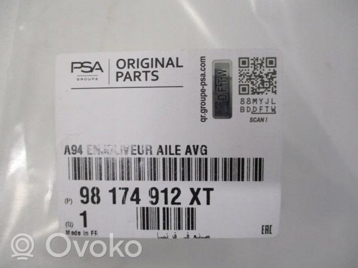 Peugeot 2008 I Listwa / Nakładka na błotnik przedni 9817491277 98174912XT 981