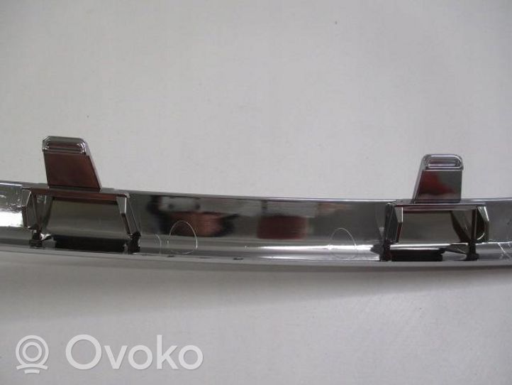 Citroen C4 II Grille calandre supérieure de pare-chocs avant 9815202180