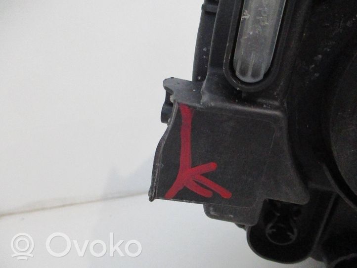 Citroen C3 Lampa przednia 9820059280