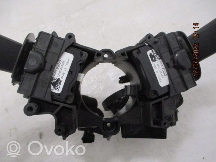 Opel Mokka Leva/interruttore dell’indicatore di direzione e tergicristallo 52087550