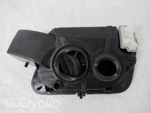 Peugeot 3008 II Bouchon, volet de trappe de réservoir à carburant 981010968A