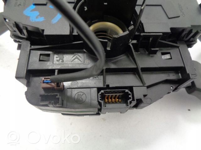 Citroen C3 Pyyhkimen/suuntavilkun vipukytkin 96667324XT