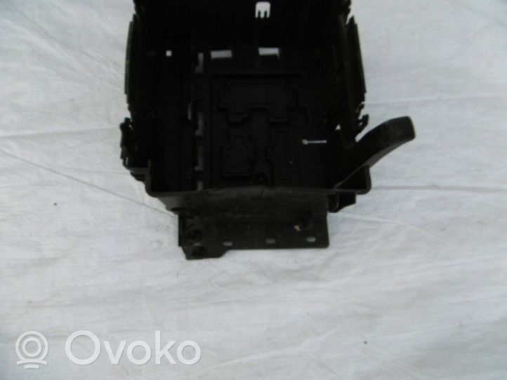 Citroen C3 Picasso Vassoio scatola della batteria 9686203780