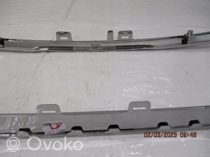 Peugeot 307 Grille calandre supérieure de pare-chocs avant 9816441280 9815335777