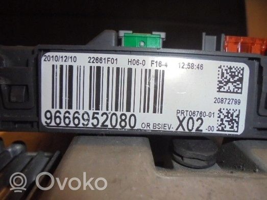 Citroen C3 Picasso Komputer / Sterownik ECU i komplet kluczy 9674245180