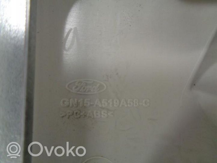 Ford Ecosport Kattokonsolin valaisinyksikön koristelista GN15-A519A58-C
