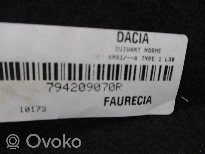 Dacia Duster II Półka tylna bagażnika 794209070R