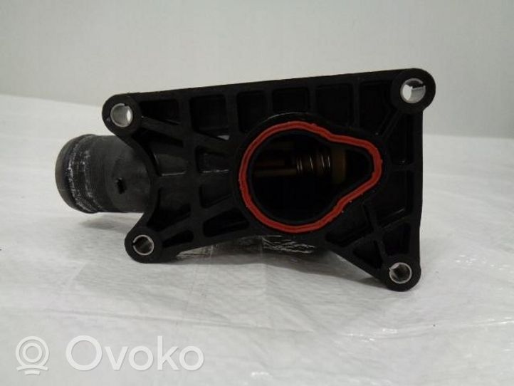 Renault Dacia Duster Boîtier de thermostat 6082000015  1160 8920