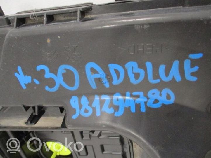Peugeot 307 Serbatoio vaschetta liquido AdBlue 9812914780