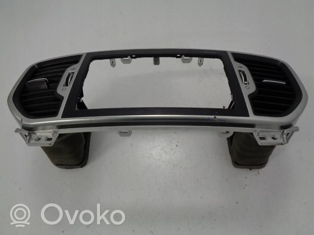 KIA Sportage Dashboard center trim panel 