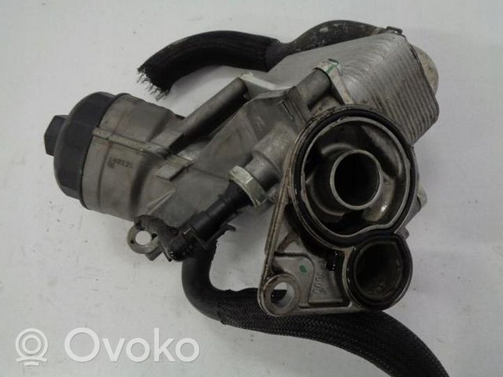 Opel Astra J Radiatore dell’olio del motore 897385813