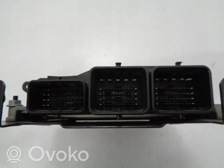 Citroen C4 II Komputer / Sterownik ECU silnika 0281017335