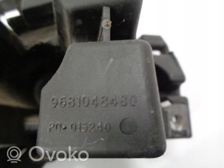 Citroen C3 Support de pare-chocs arrière 9681048480