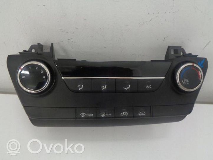 Hyundai Tucson TL Panel klimatyzacji 97250-D7000