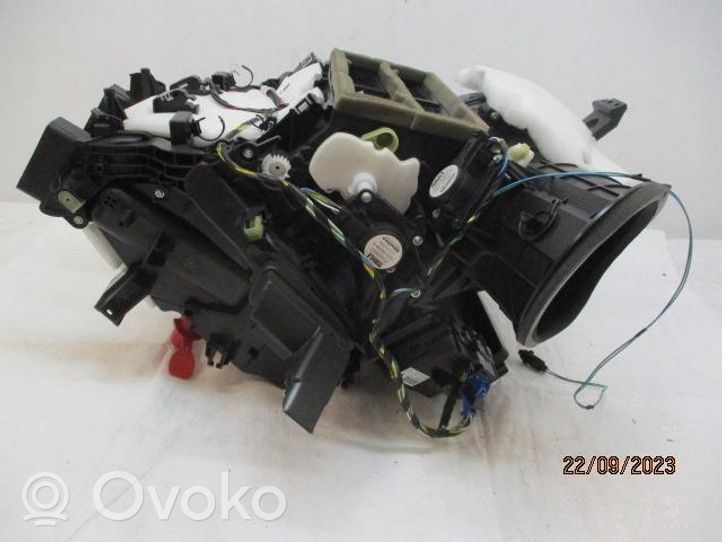 Citroen C4 III e-C4 Scatola climatizzatore riscaldamento abitacolo assemblata 9819656680