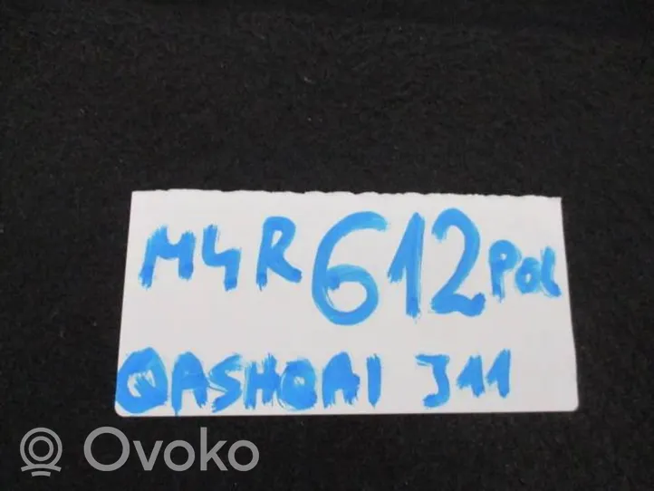 Nissan Qashqai Grilles/couvercle de haut-parleur arrière 799104EA0A