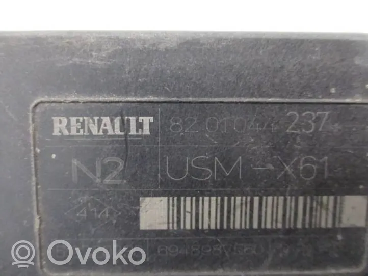 Renault Kangoo II Saugiklių blokas 8201044237