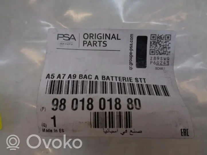 Peugeot 208 Support boîte de batterie 9801801880