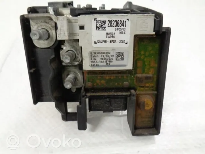 Peugeot 5008 Module de contrôle de batterie 9666527580