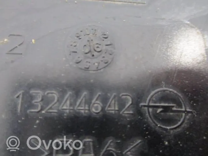 Opel Corsa D Aktiivihiilisuodattimen polttoainehöyrysäiliö 13244642