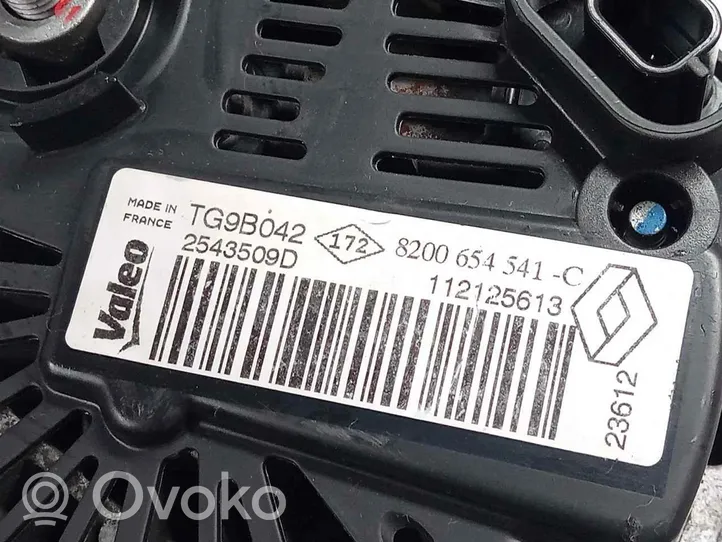 Renault Twingo I Alternator 8200654541C